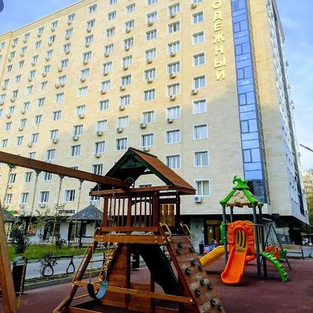 Апартаменты В Центре, В Новом Доме Almaty Værelse billede